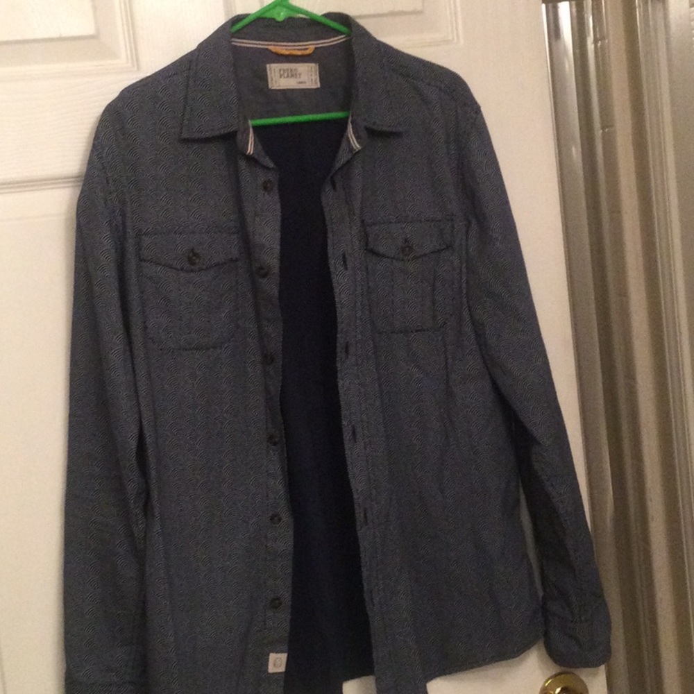 Free planet dress shirt